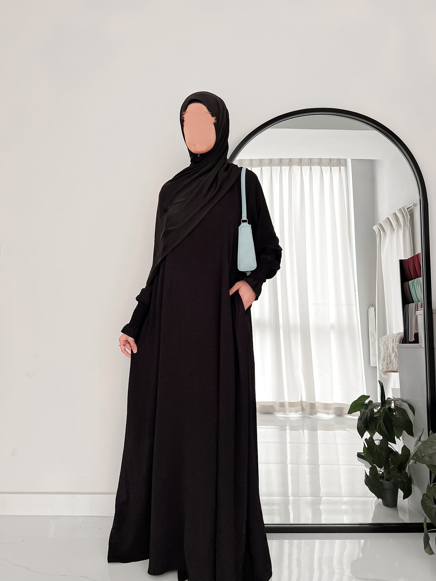 Black Basic Abaya