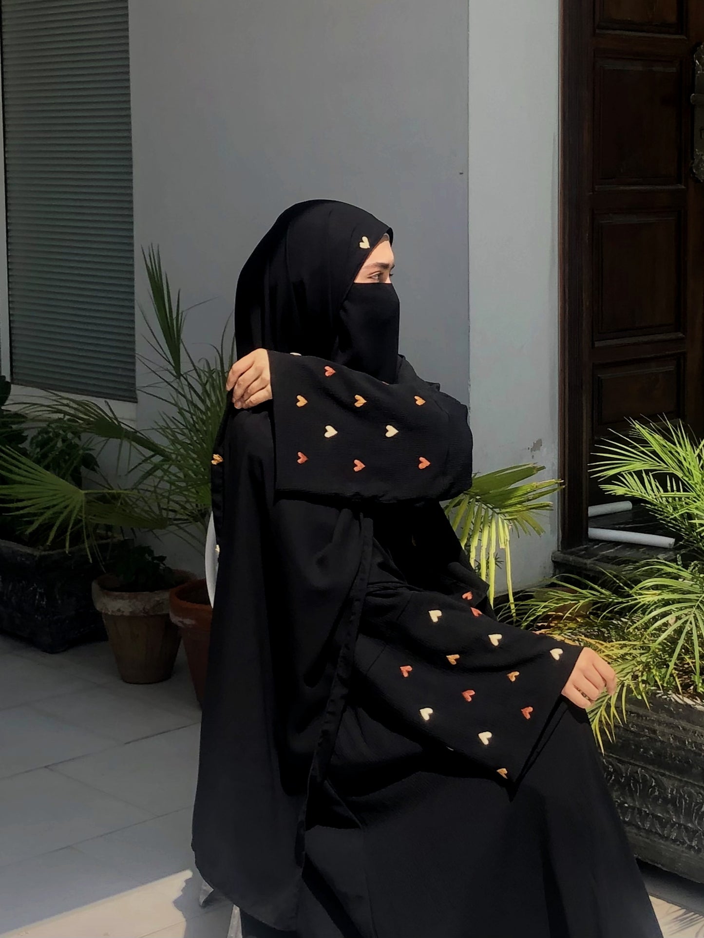 Black - Heart Embroidered Abaya Set