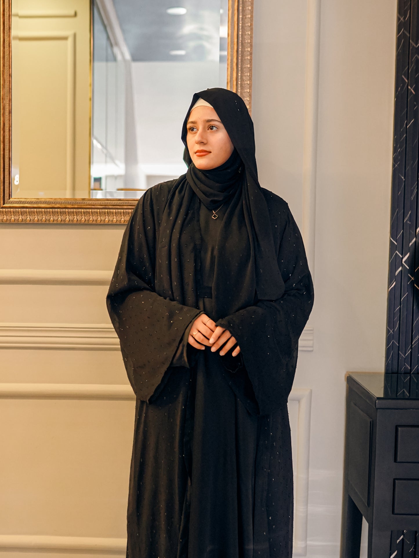 Black - Zari Luxe Abaya Set