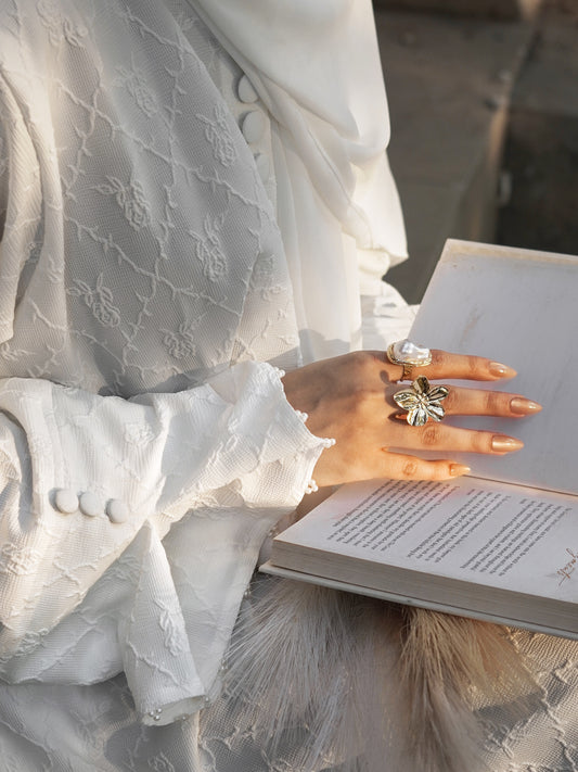 Pearl White - Textured Abaya