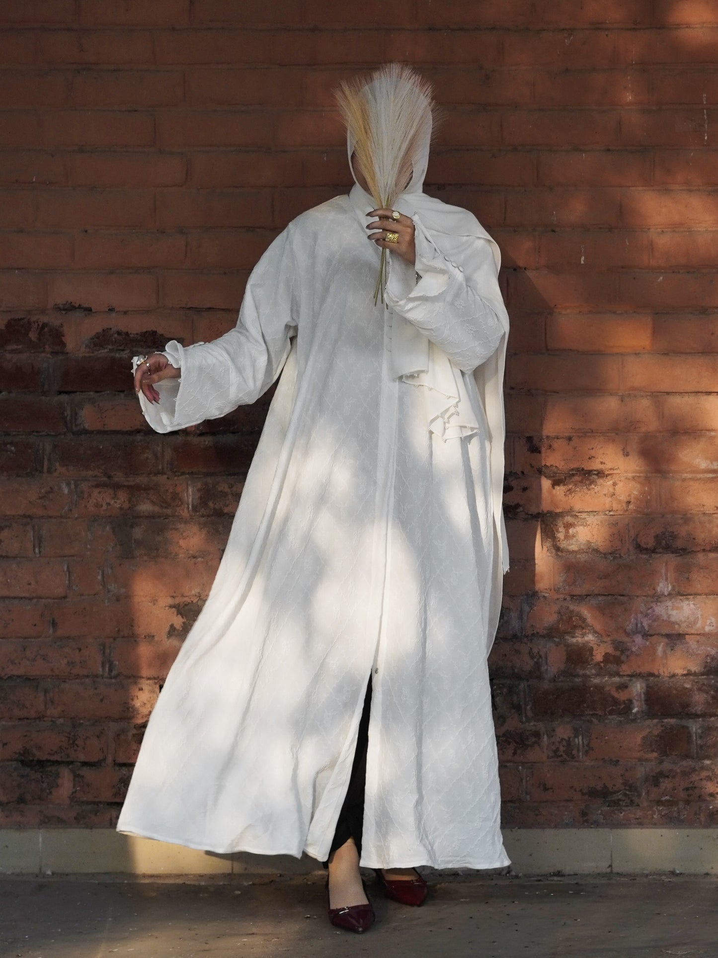 Pearl White - Textured Abaya