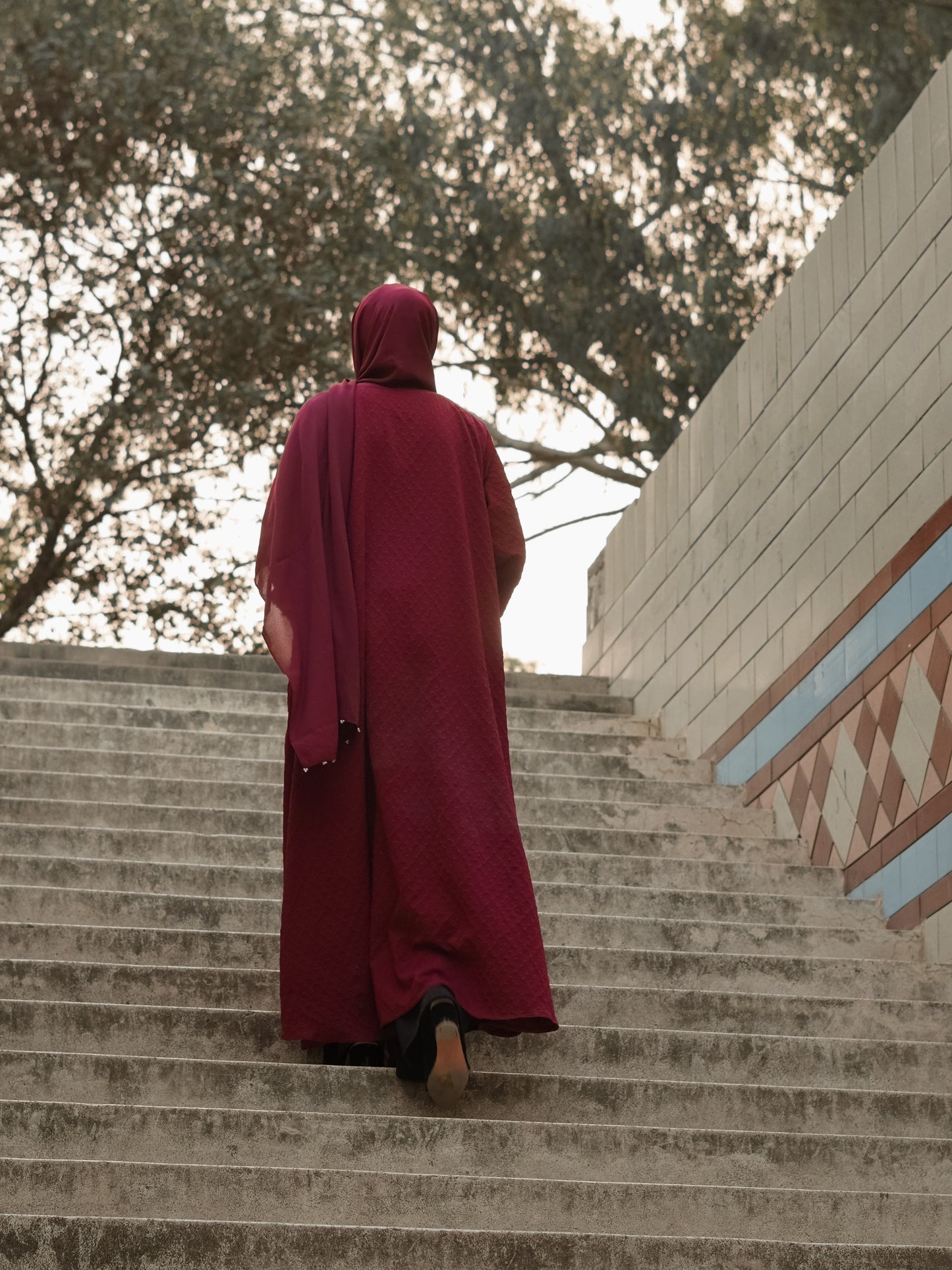 Maroon - Textured Abaya