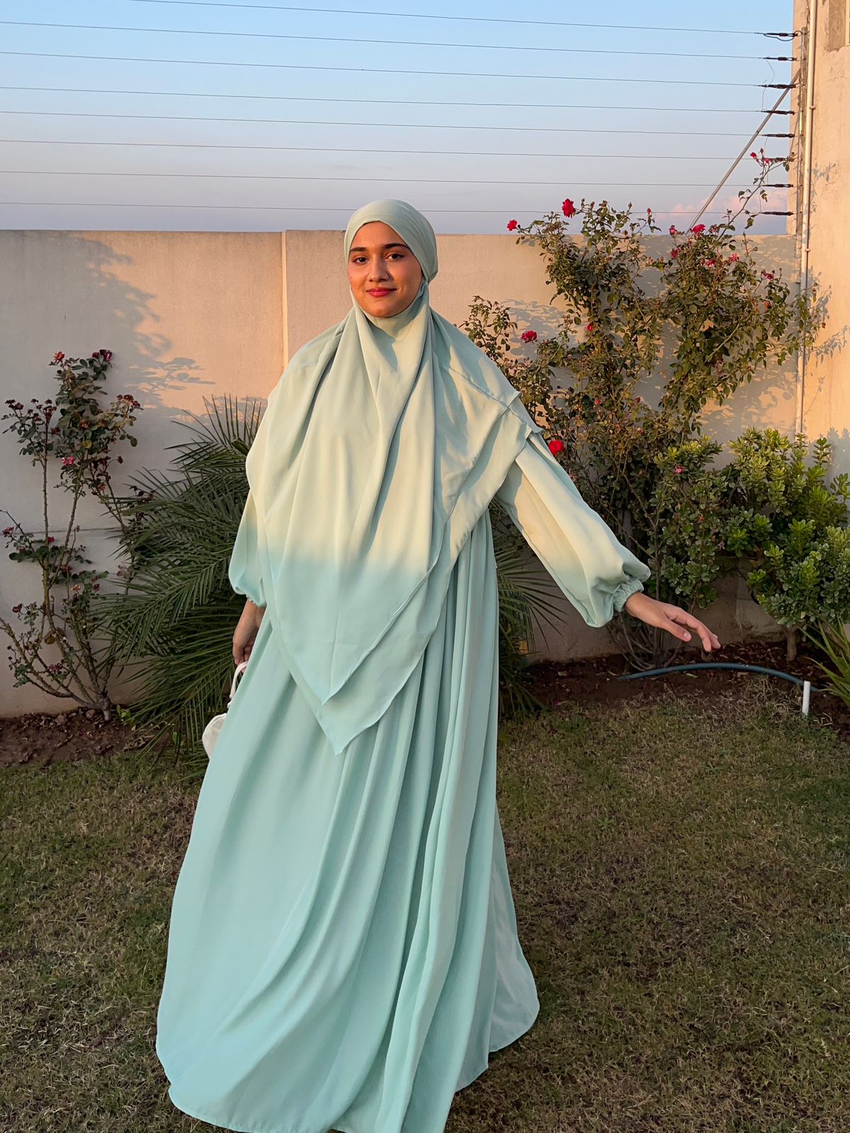 ABAYA AND DOUBLE LAYER LONG KHIMAR