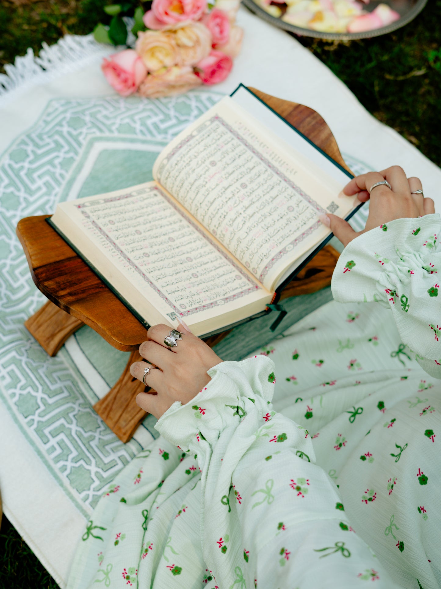 Green - Bows Namaz Chadar