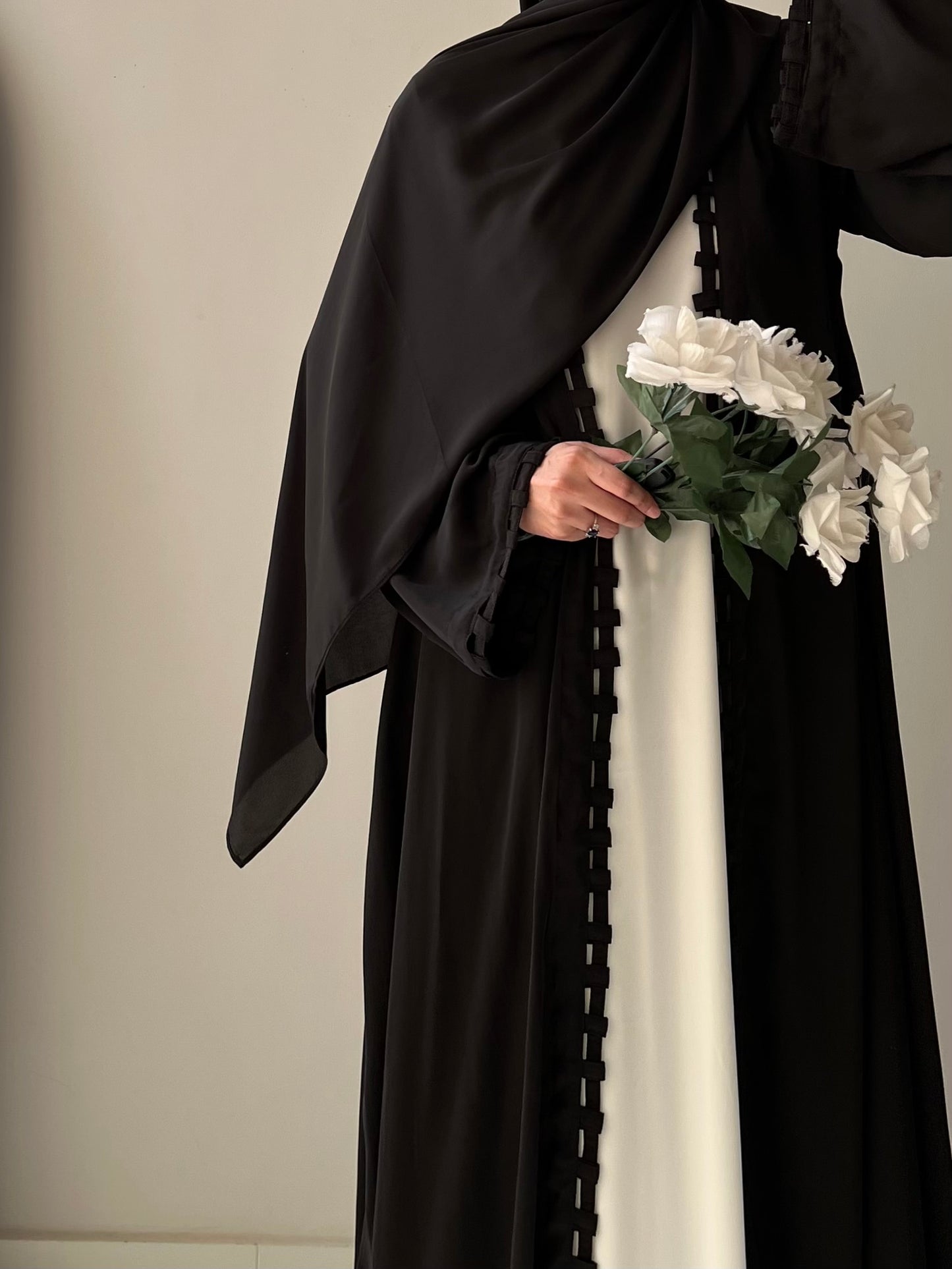 Black - Lily Abaya Set