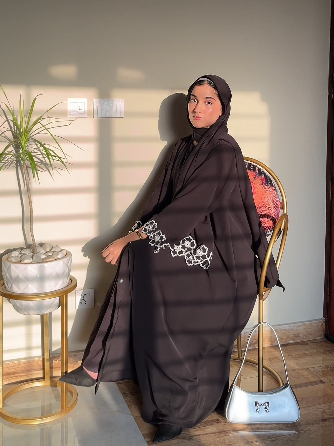 FREESIA - BLACK EMBROIDERED ABAYA