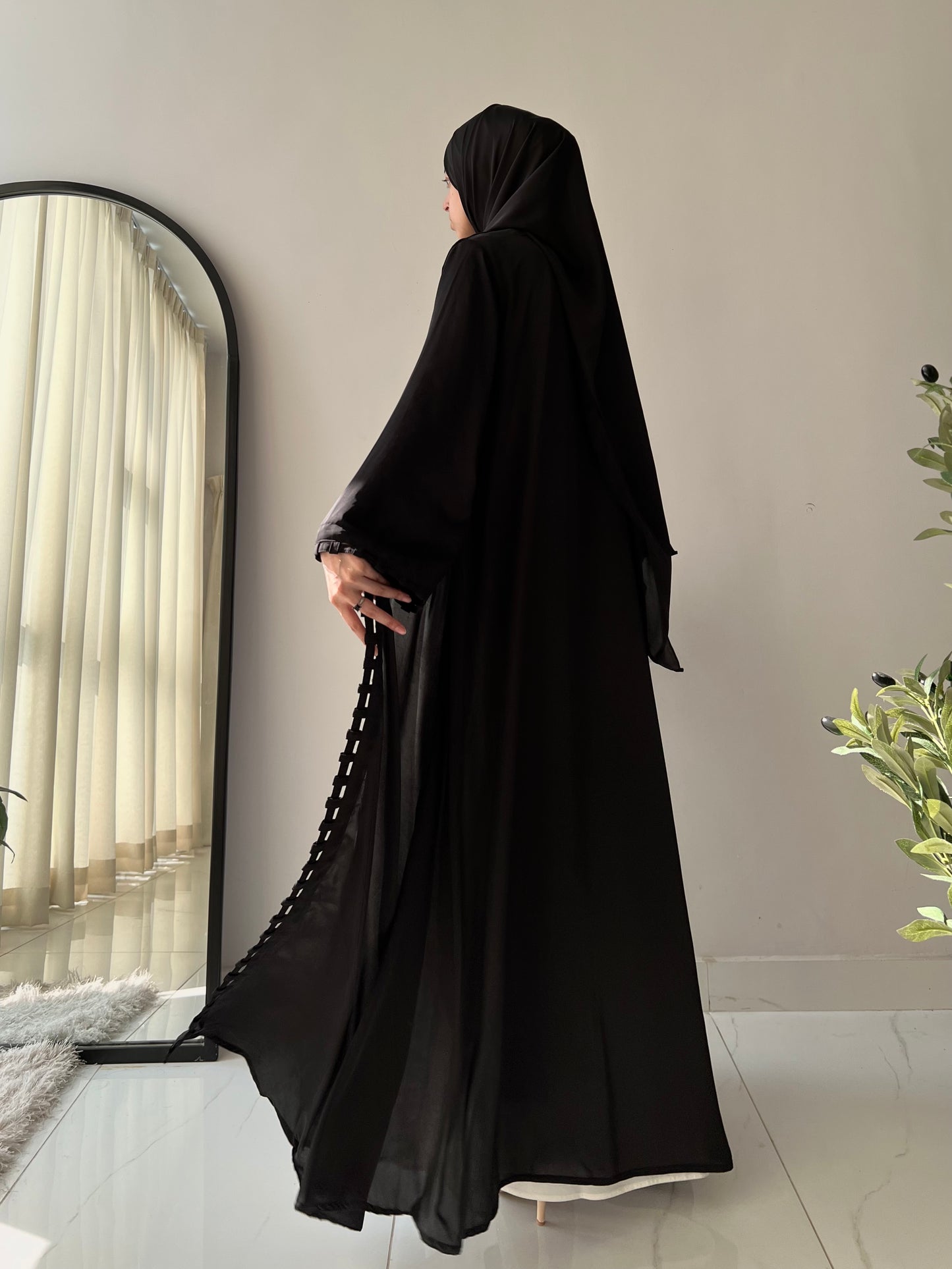 Black - Lily Abaya Set