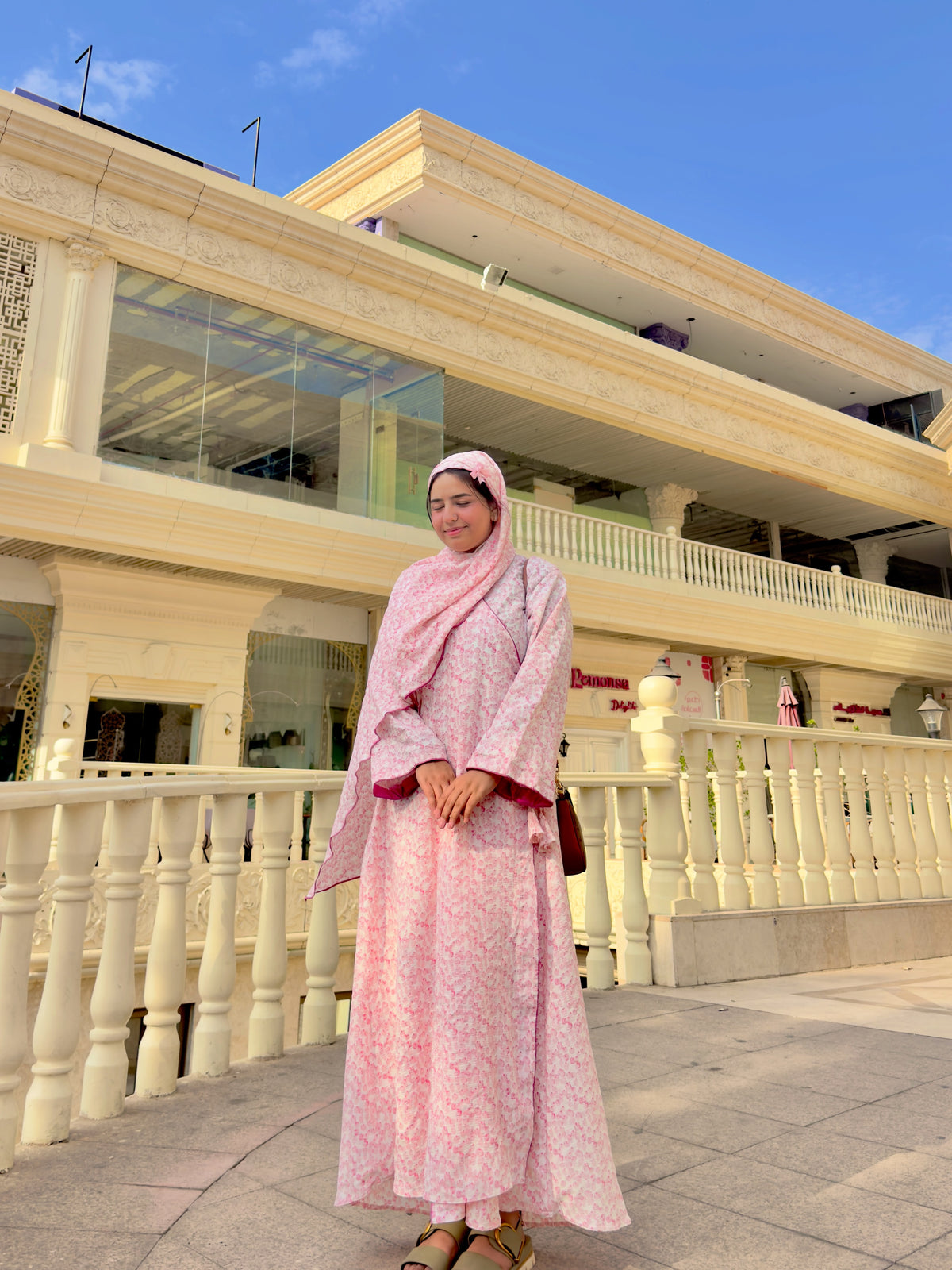 Pink Meadow - Wrap Abaya