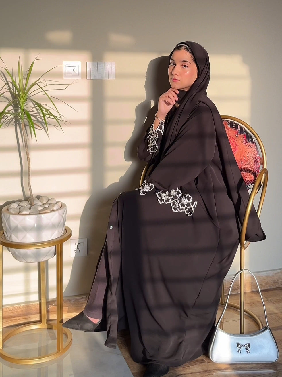 FREESIA - BLACK EMBROIDERED ABAYA