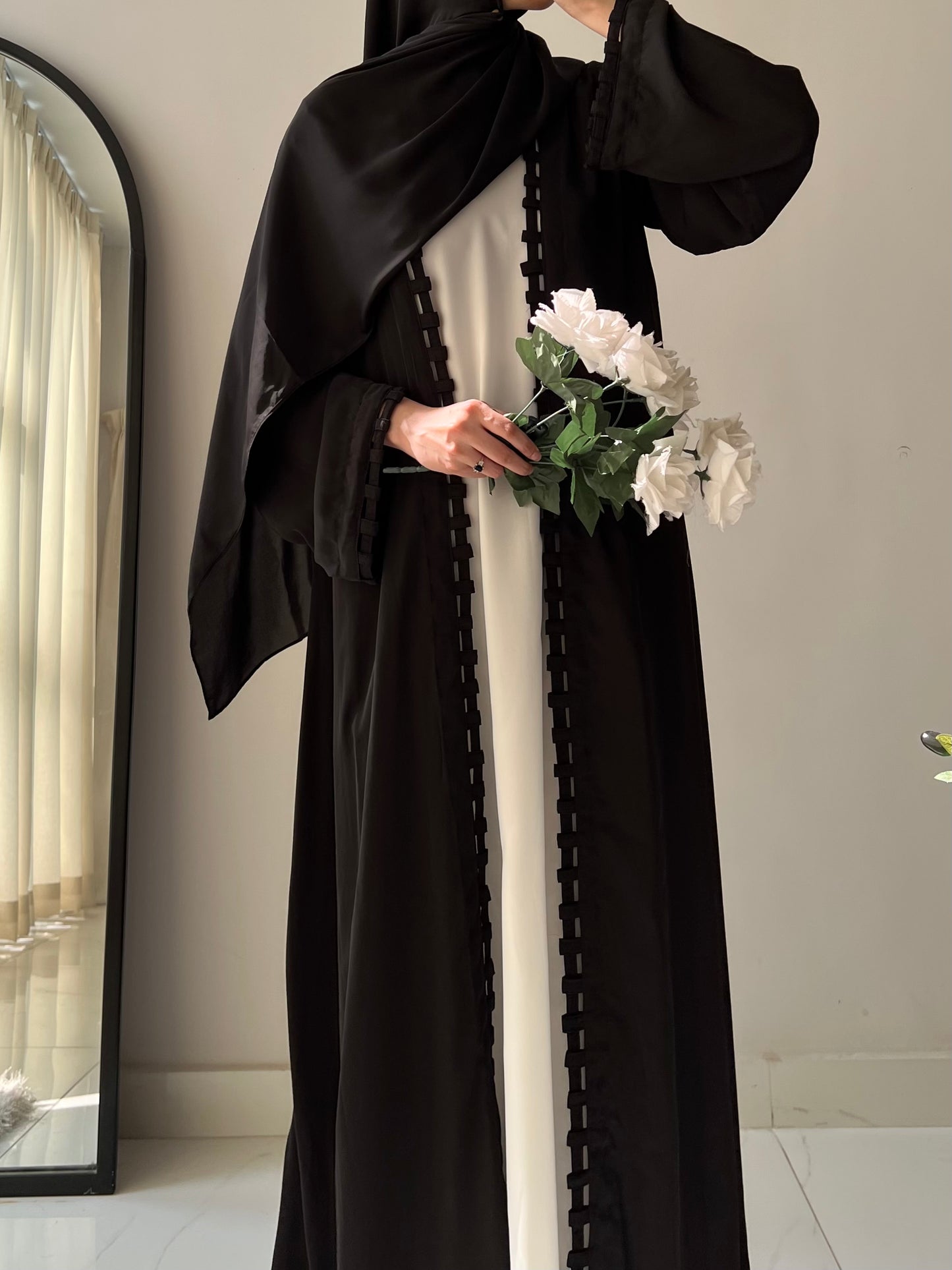 Black - Lily Abaya Set