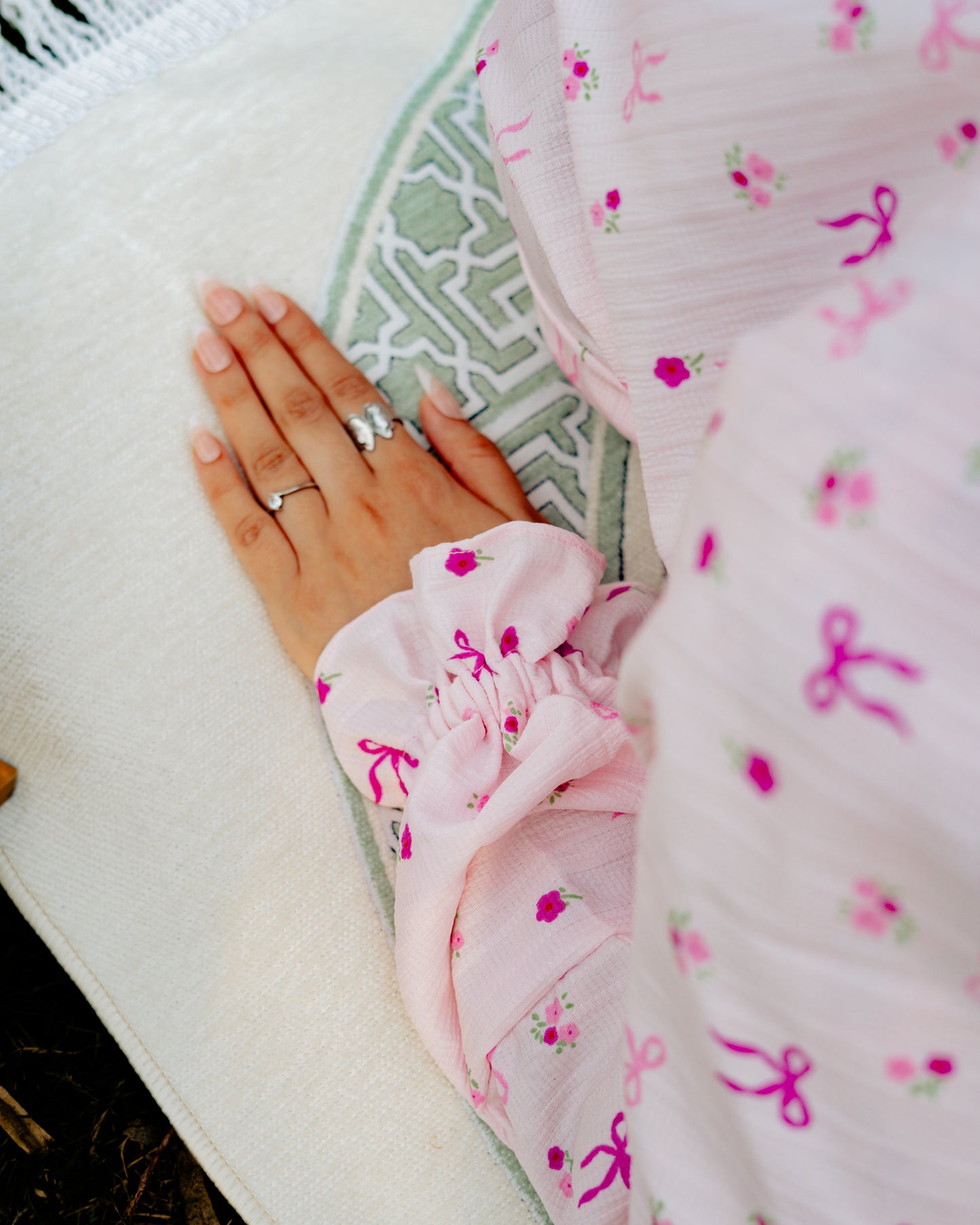 Pink - Bows Namaz Chadar