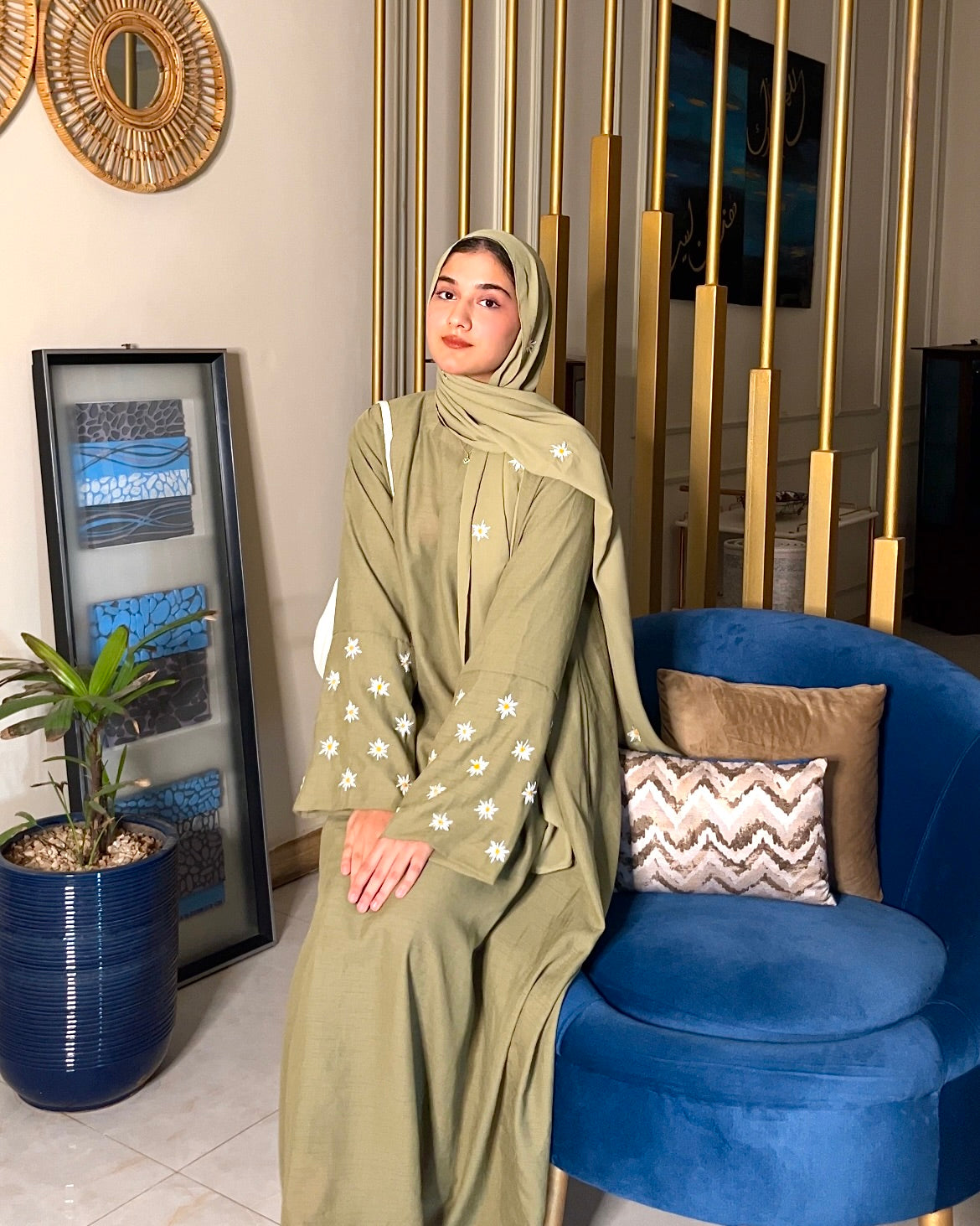 OLIVE GREEN - DAISY EMBROIDERED ABAYA SET