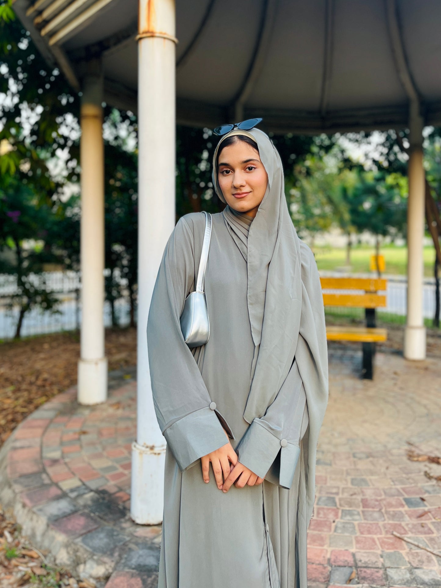 Oyster Grey - Basic Abaya