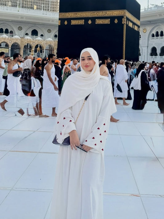 White Heart Embroidered Abaya