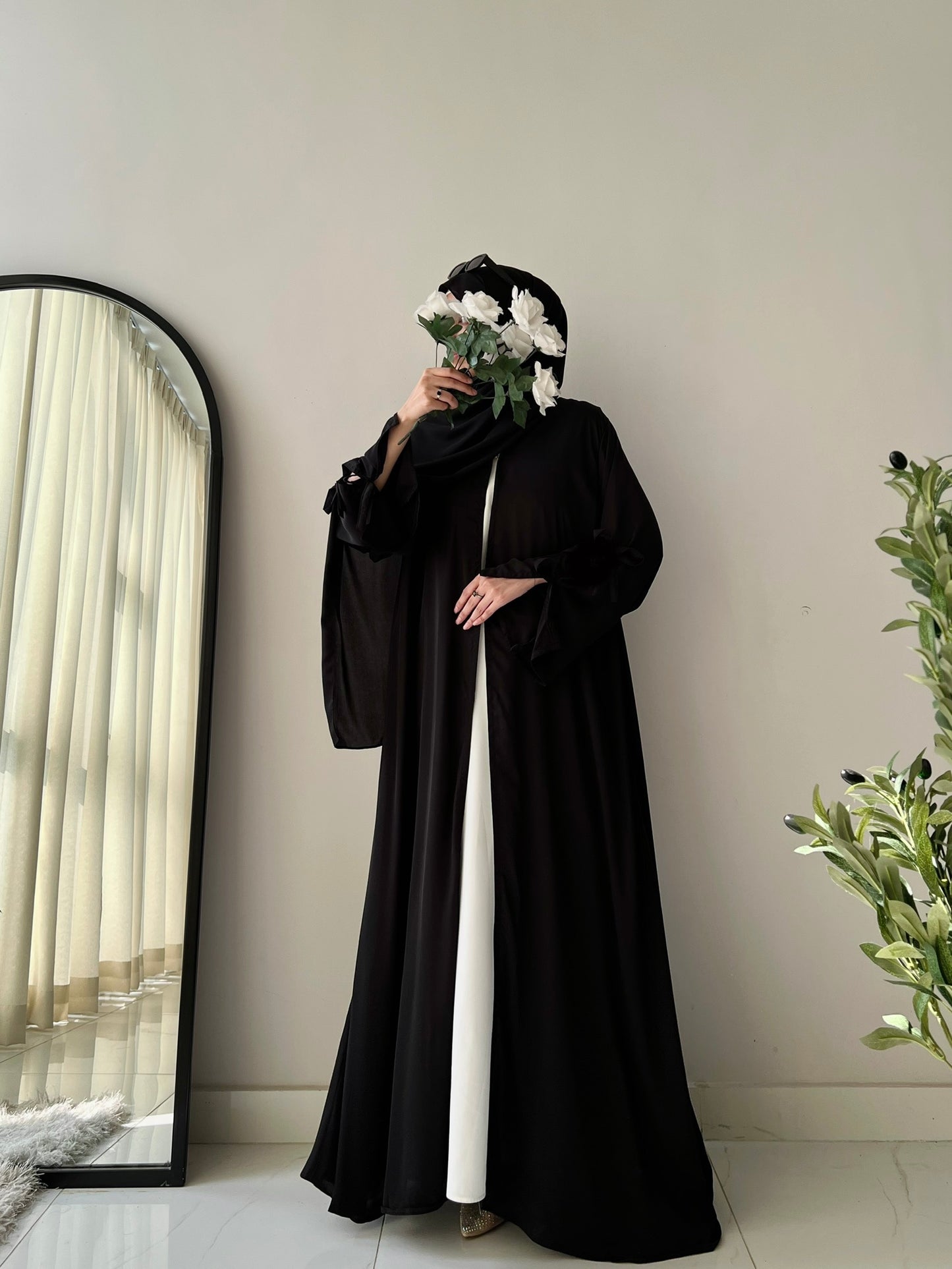 Black - Bloom Abaya
