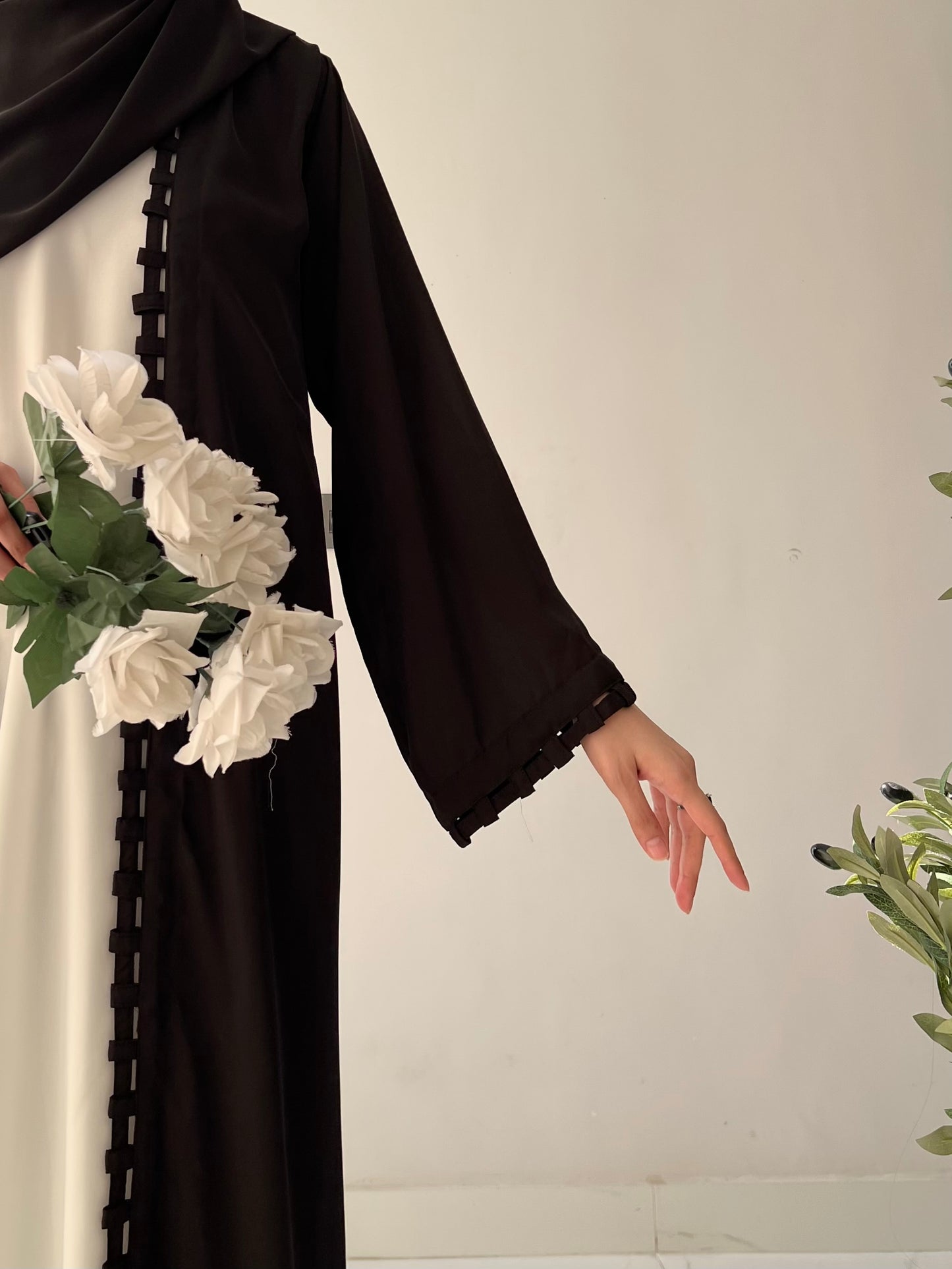 Black - Lily Abaya Set